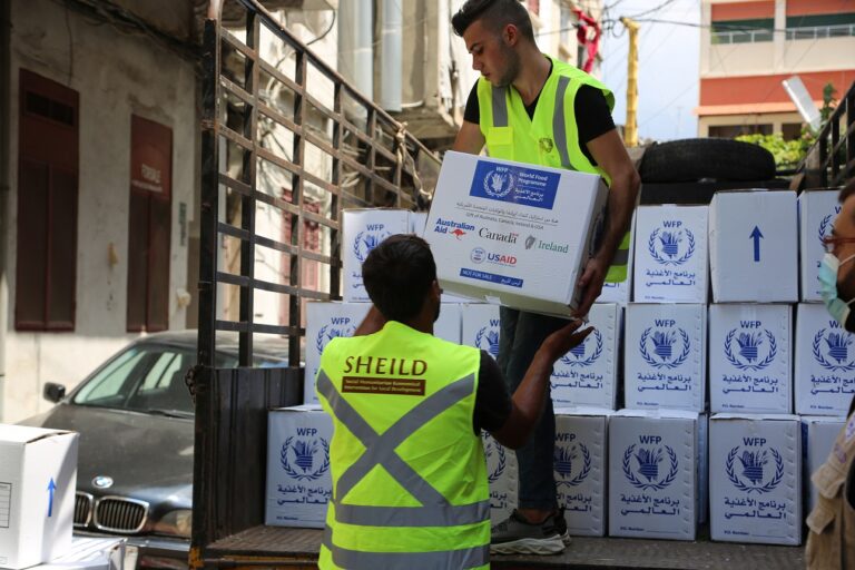 بسبب انعدام الأمن الغذائي في لبنان توزيع مساعدات غذائية