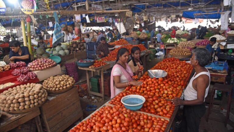 أسعار السلع الغذائية في الهند تقفز